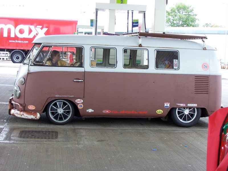 this be mine rusty bus sitting
