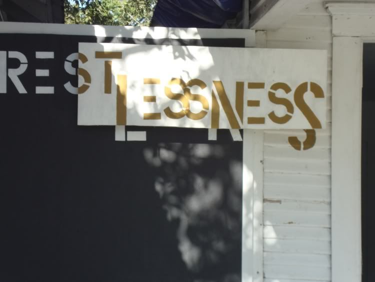 Action Restlessness exterior