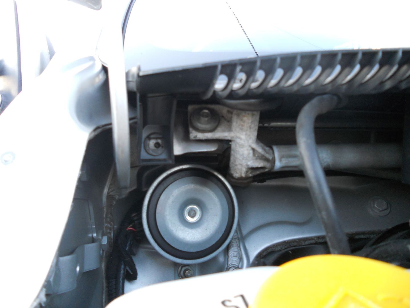 How to change windscreen wiper motor & linkage (includes pictures