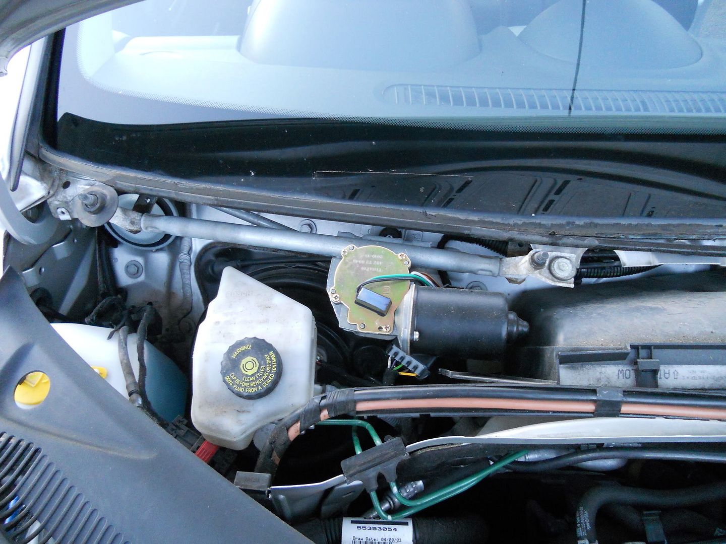 How to change windscreen wiper motor & linkage (includes pictures