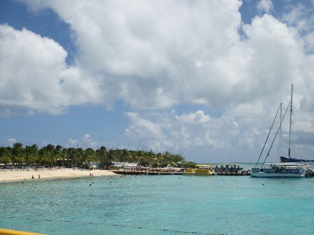 Day9GrandTurk21.jpg