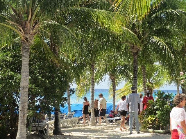 Day9GrandTurk64.jpg