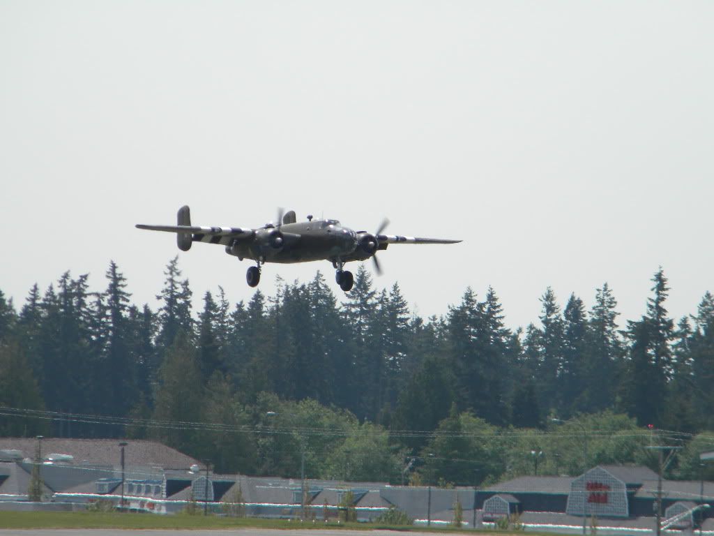 [Image: GeneralAviationDay5-15-2010059.jpg]