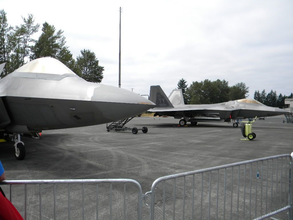 [Image: McChordAirForceBaseAirExpo051.jpg]