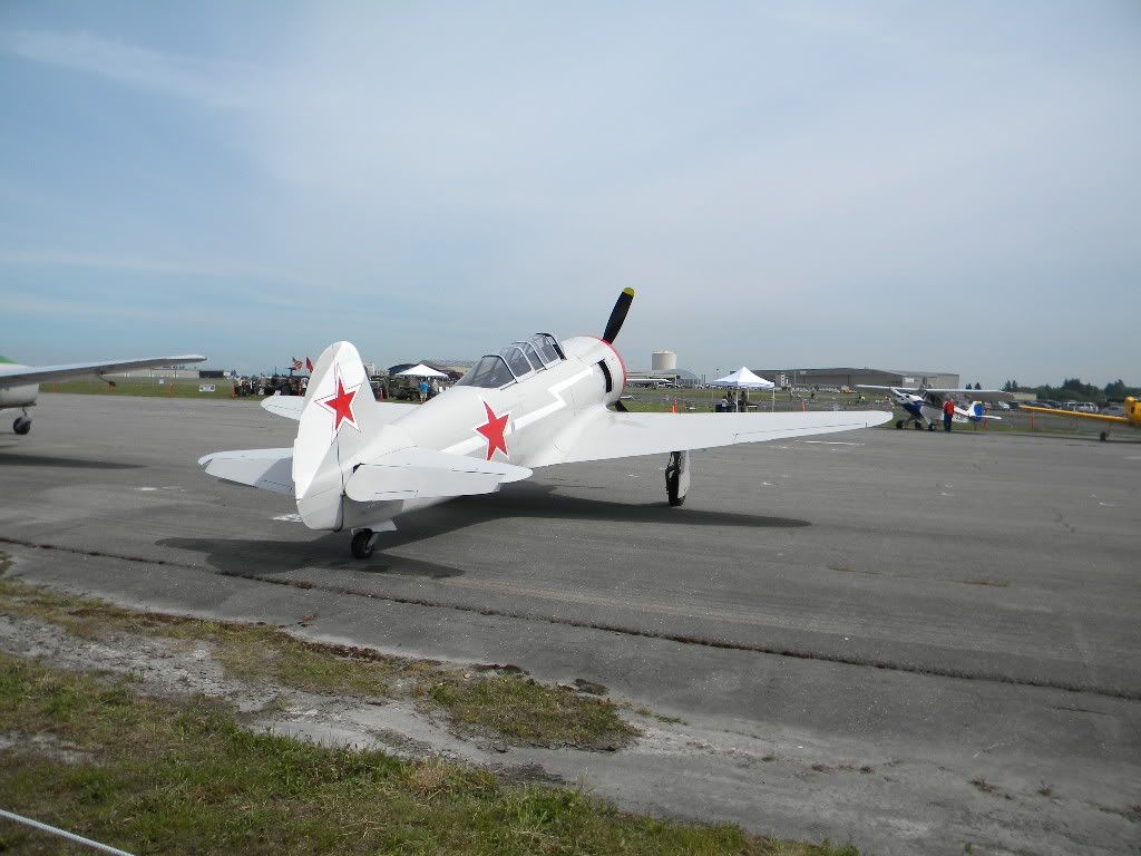 [Image: GeneralAviationDay5-15-2010123.jpg]