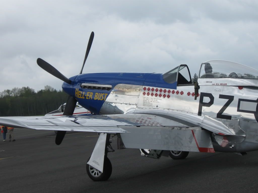 [Image: TulipFlyInandAirShow035.jpg]